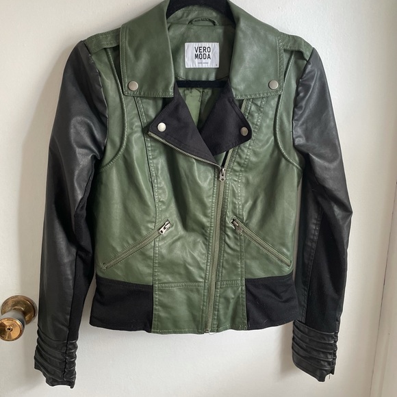 Perfecto Vero moda size small - Picture 1 of 2